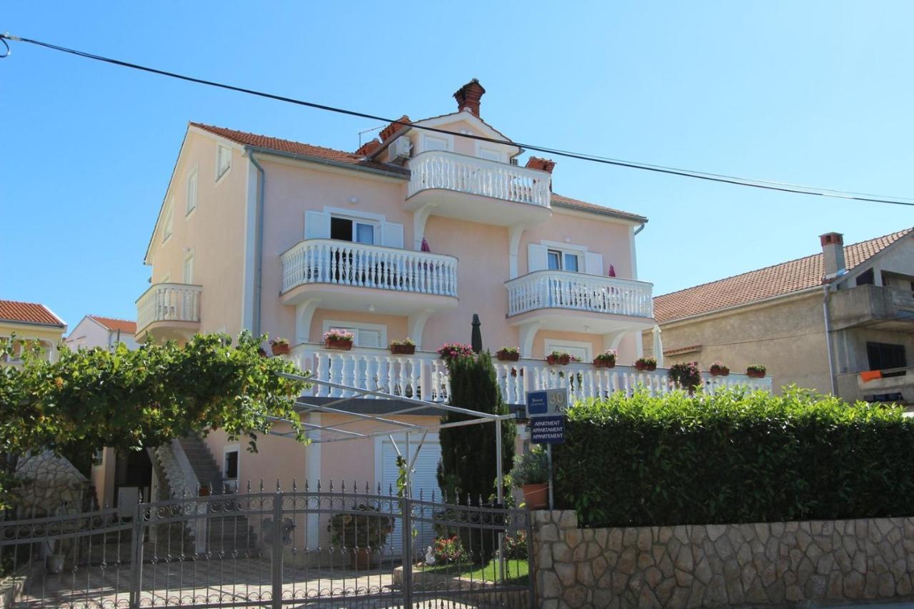 Apartments Ravlic Малинска Экстерьер фото