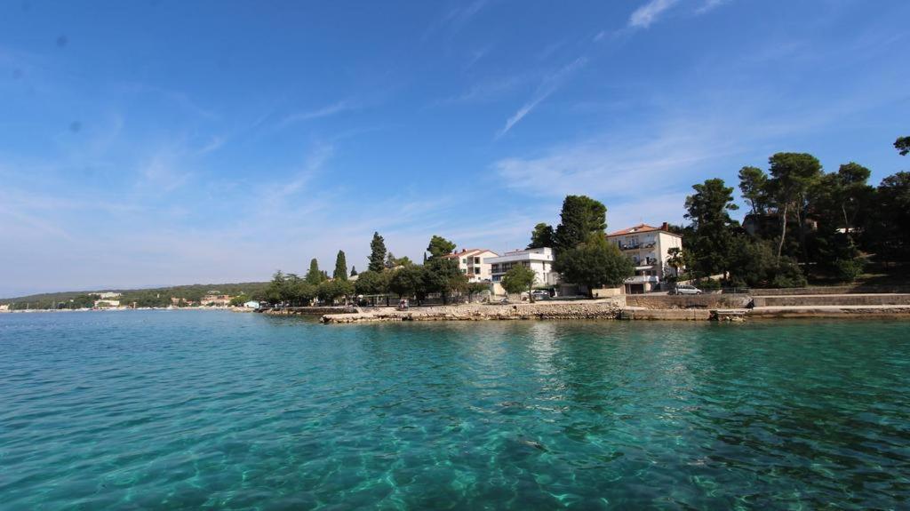 Apartments Ravlic Малинска Экстерьер фото