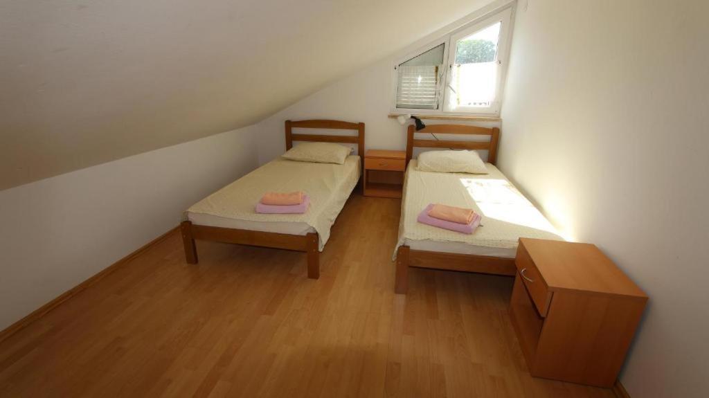 Apartments Ravlic Малинска Экстерьер фото